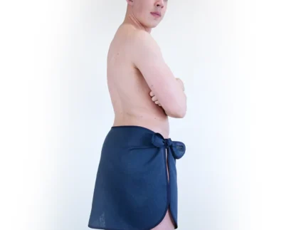 pirties-prijuostė-iš-mėlyno-lino